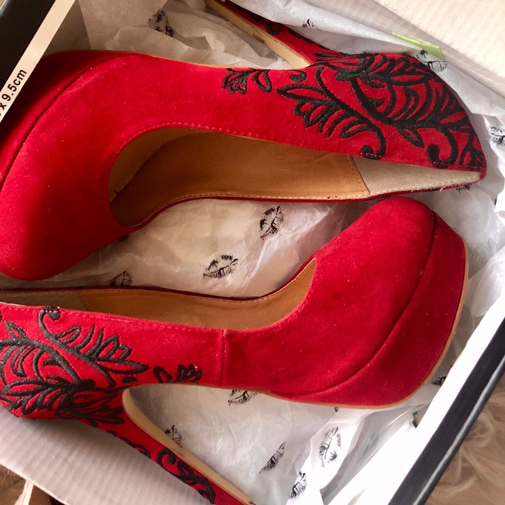 Colin Stuart High Heels in original box